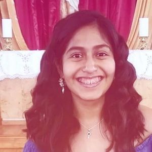 Meet your Posher, Valeria